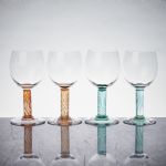 692962 Rödvinsglas